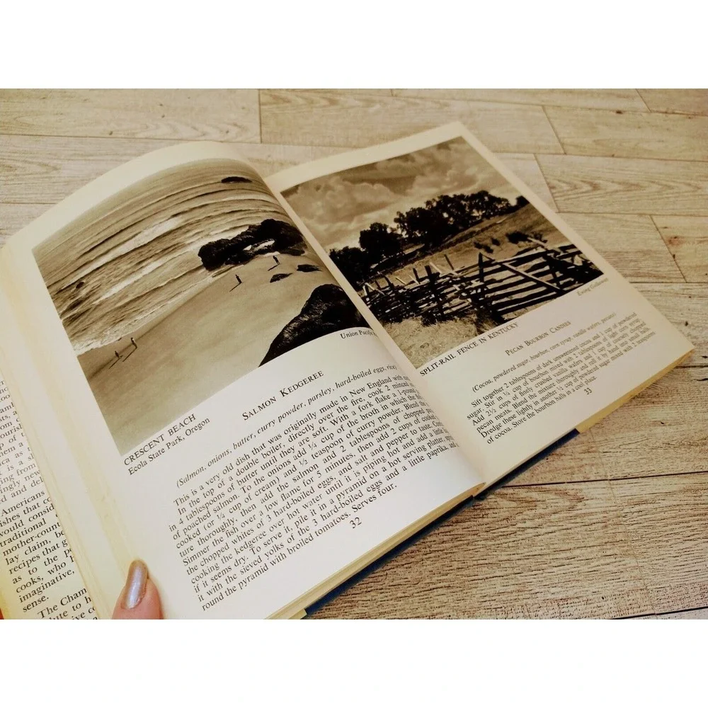 Chamberlain Sampler American Cooking 1961 HCDJ Vintage Cookbook Regional Recipes